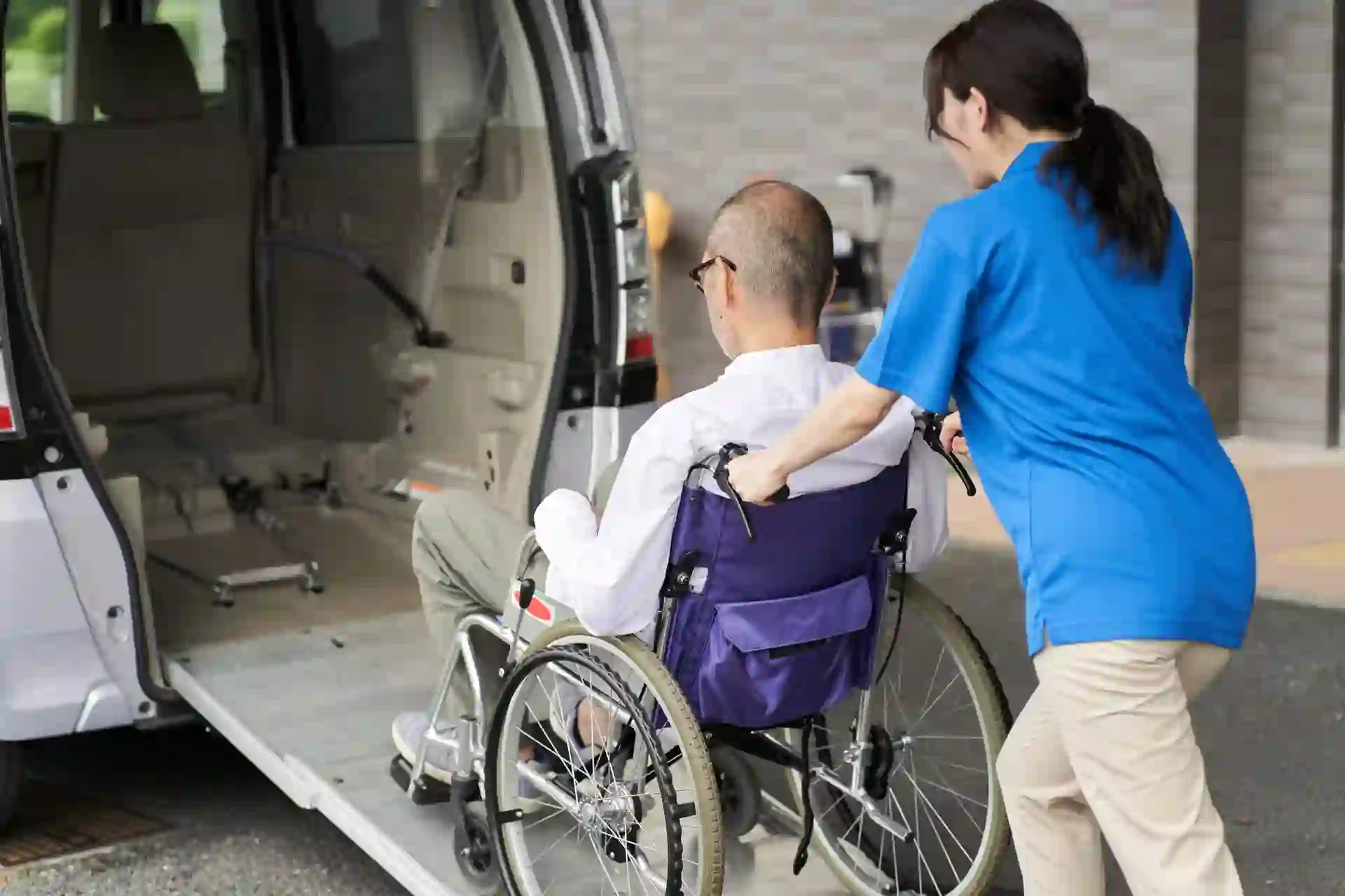 What Is the Best Way to Transport an Elderly Person Long Distances?